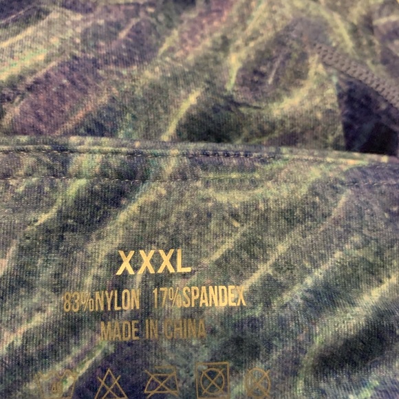 They are yoga pants - Picture 3 of 3